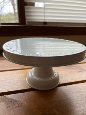White Pedestal Cake Stand